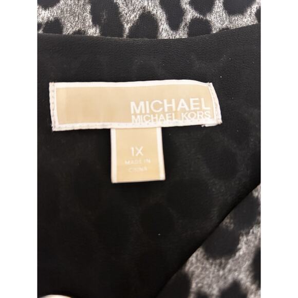 Michael Kors Women’s Black & White Leopard Print Soft Flowy Poncho Top Size 1X - Picture 12 of 13